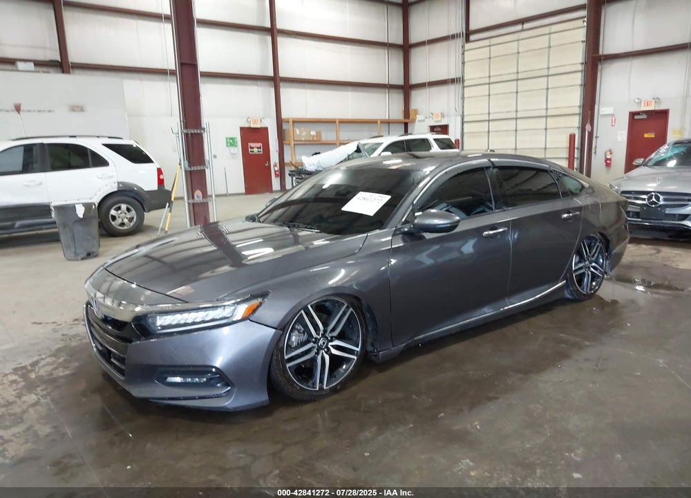 2018 HONDA ACCORD VIN: 1HGCV2F99JA000303