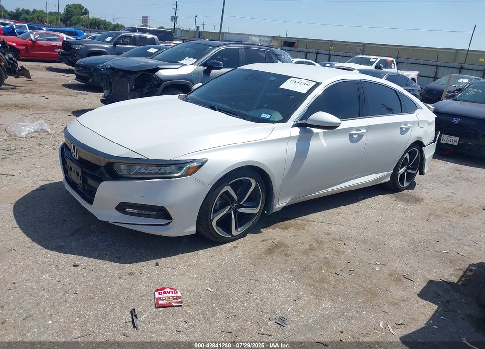2019 HONDA ACCORD VIN: 1HGCV1F33KA126471