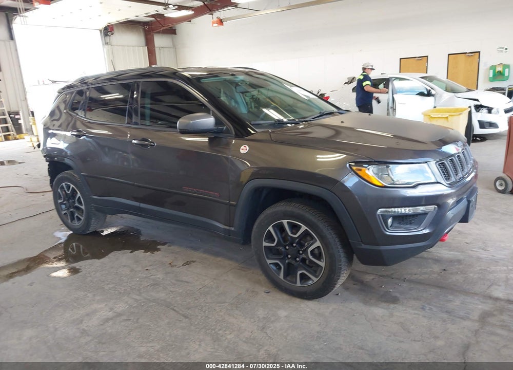 2019 JEEP COMPASS TRAILHAWK 4X4 VIN: 3C4NJDDB1KT690336