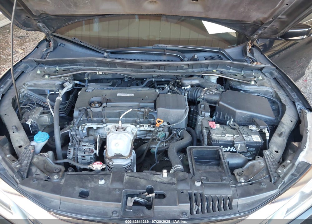 2017 HONDA ACCORD VIN: 1HGCR2F51HA202158