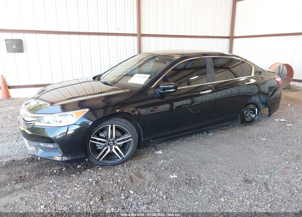 2017 HONDA ACCORD VIN: 1HGCR2F51HA202158