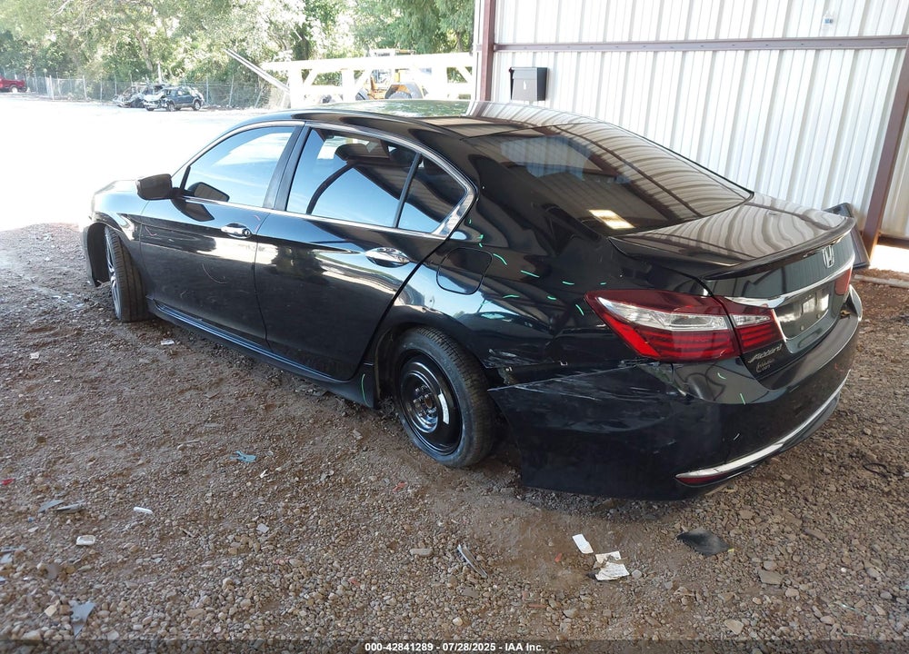 2017 HONDA ACCORD VIN: 1HGCR2F51HA202158