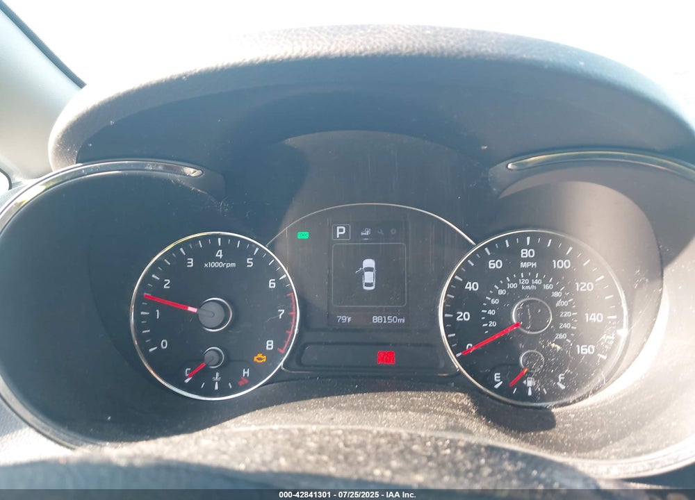 2017 KIA FORTE VIN: 3KPFL4A73HE141118