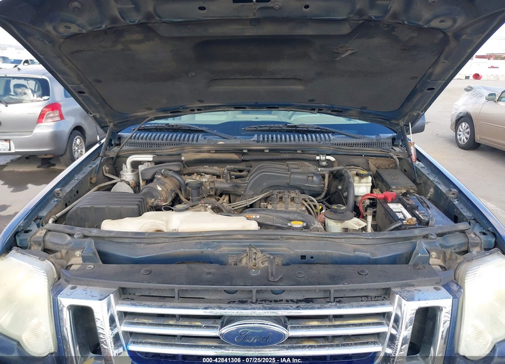 2007 FORD EXPLORER VIN: 1FMEU64E27UB23560