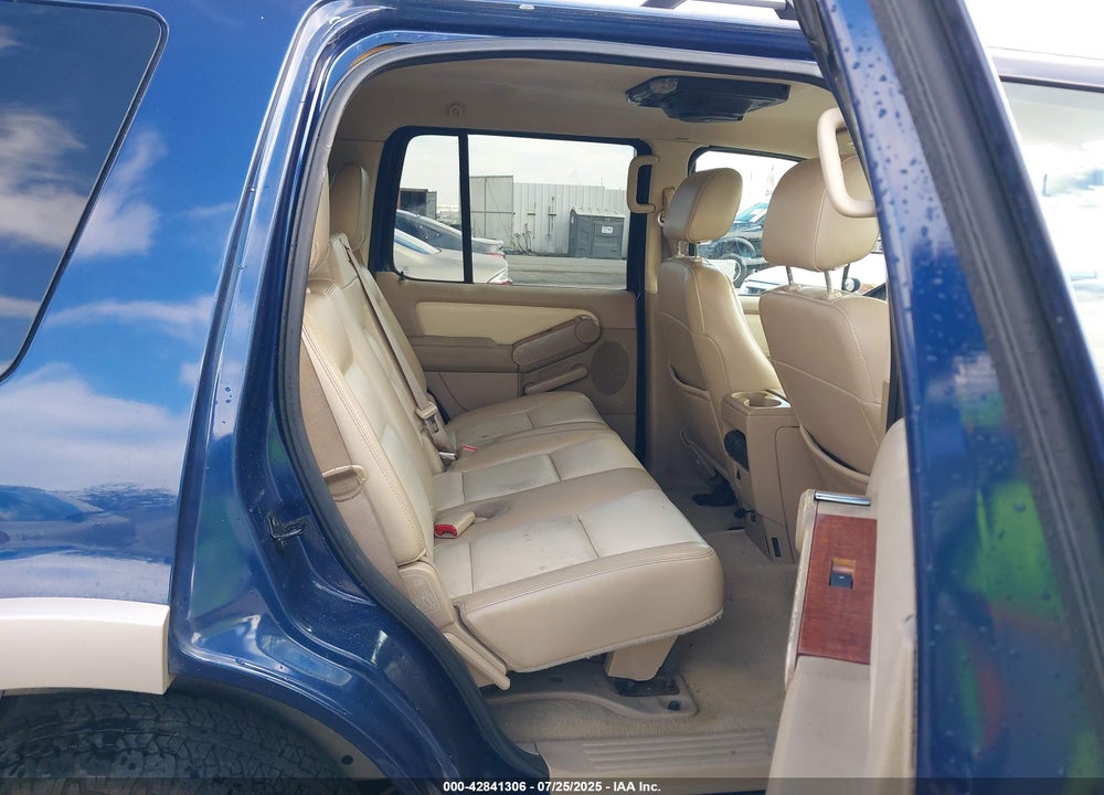 2007 FORD EXPLORER VIN: 1FMEU64E27UB23560