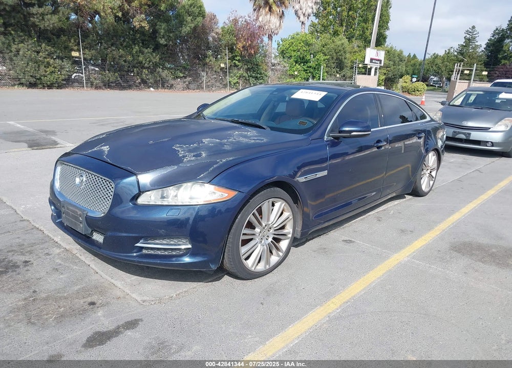 2011 JAGUAR XJ VIN: SAJWA2GE7BMV17524