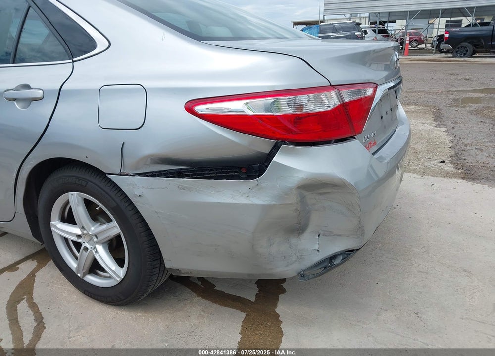 2017 TOYOTA CAMRY LE VIN: 4T1BF1FK6HU696322