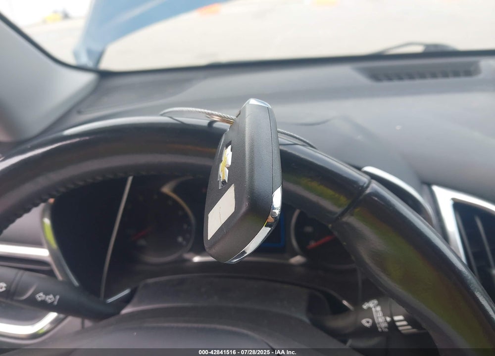 2019 CHEVROLET EQUINOX VIN: 2GNAXUEV1K6105899