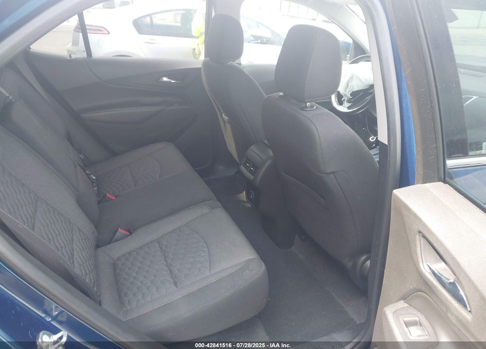 2019 CHEVROLET EQUINOX VIN: 2GNAXUEV1K6105899