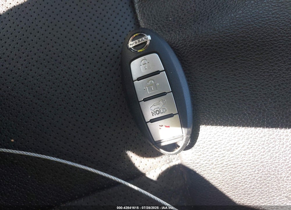 2016 NISSAN ROGUE SL VIN: 5N1AT2MV7GC796229