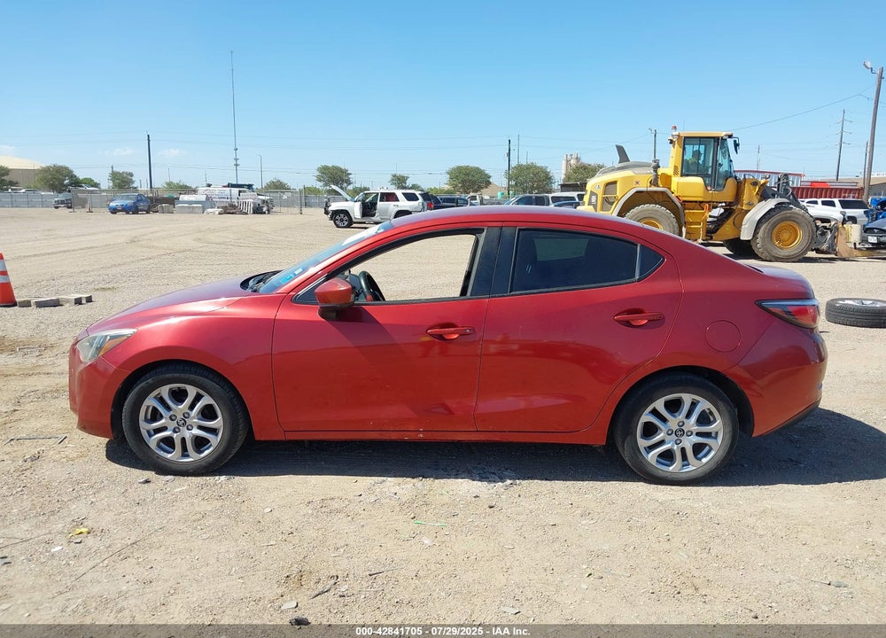 2018 TOYOTA YARIS VIN: 3MYDLBYV9JY314484