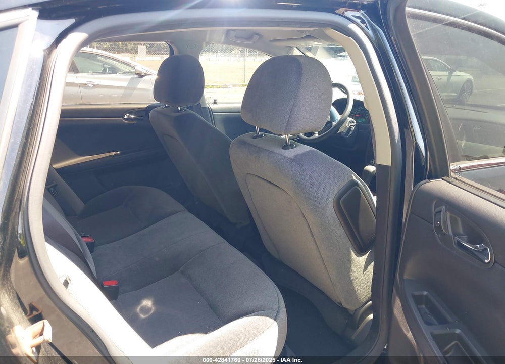 2015 CHEVROLET IMPALA LIMITED VIN: 2G1WB5E39F1140588