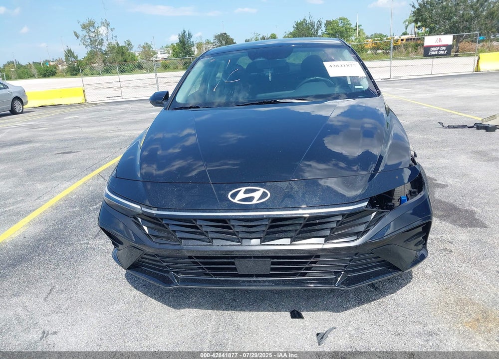 2025 HYUNDAI ELANTRA VIN: KMHLS4DG3SU884271