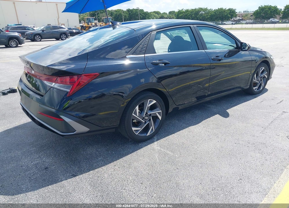 2025 HYUNDAI ELANTRA VIN: KMHLS4DG3SU884271