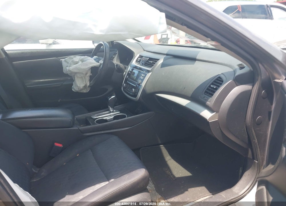 2018 NISSAN ALTIMA VIN: 1N4AL3AP1JC198411