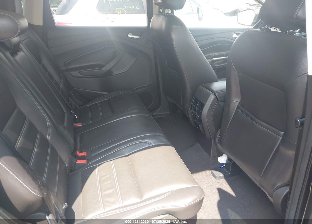 2017 FORD ESCAPE VIN: 1FMCU9J91HUA18235