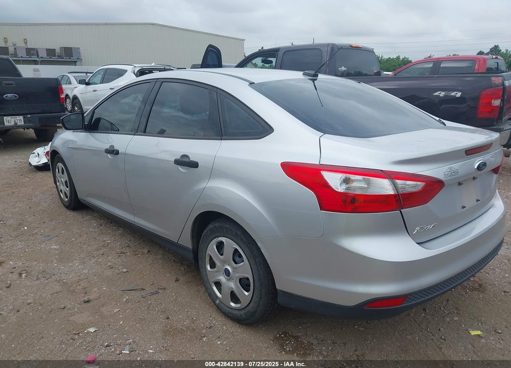 2012 FORD FOCUS VIN: 1FAHP3E21CL267215