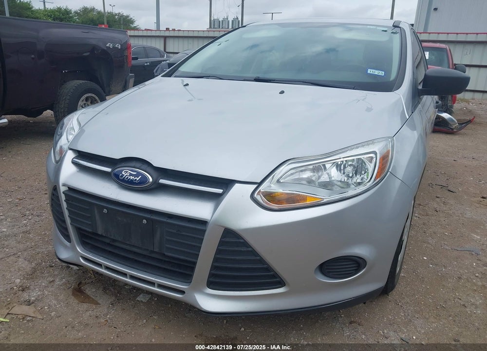 2012 FORD FOCUS VIN: 1FAHP3E21CL267215