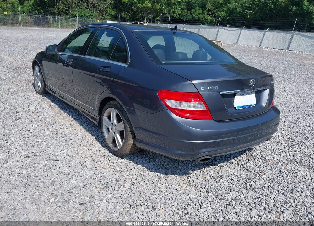 2010 MERCEDES-BENZ C CLASS VIN: WDDGF8BB6AR115845