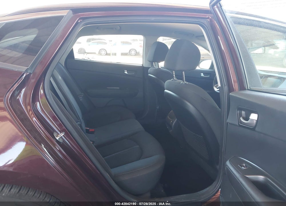 2020 KIA OPTIMA VIN: 5XXGT4L34LG423945