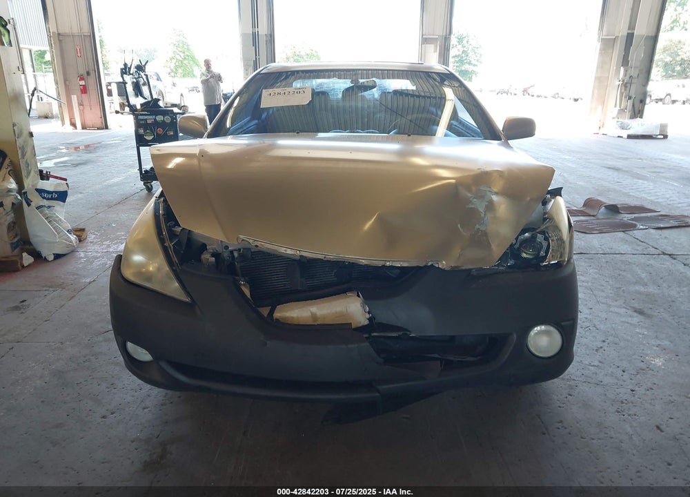 2005 TOYOTA CAMRY SOLARA SE V6 VIN: 4T1CA38P25U052268