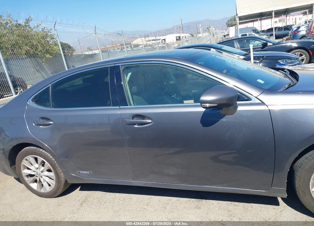 2014 LEXUS ES 300H VIN: JTHBW1GG6E2075201