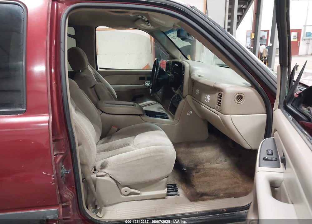 2003 CHEVROLET TAHOE LS VIN: 1GNEK13Z13J227882