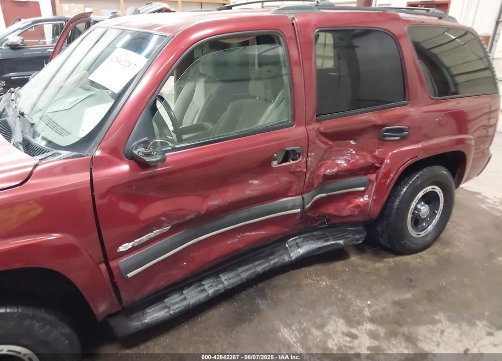 2003 CHEVROLET TAHOE LS VIN: 1GNEK13Z13J227882