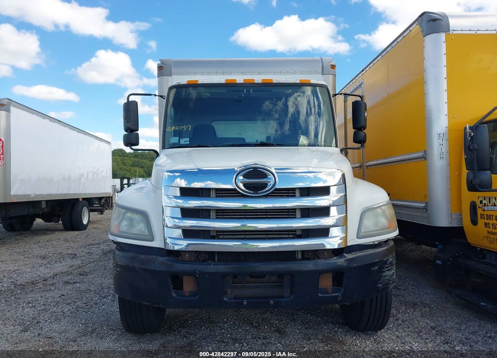 2012 HINO 338 VIN: 5PVNV8JT7C4S52405