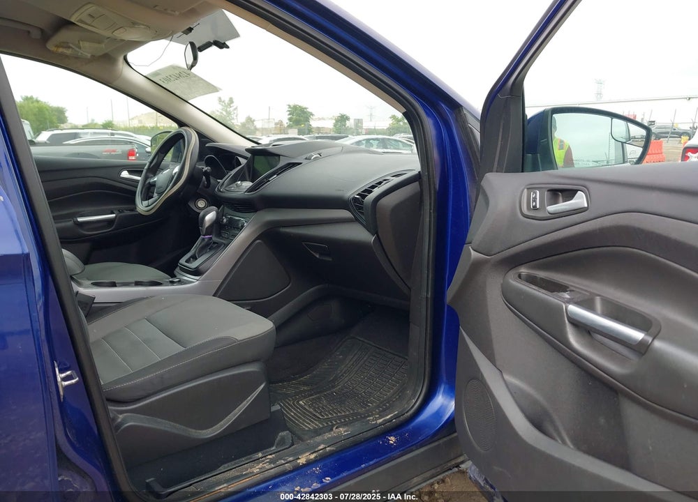 2016 FORD ESCAPE VIN: 1FMCU0GX3GUA74600