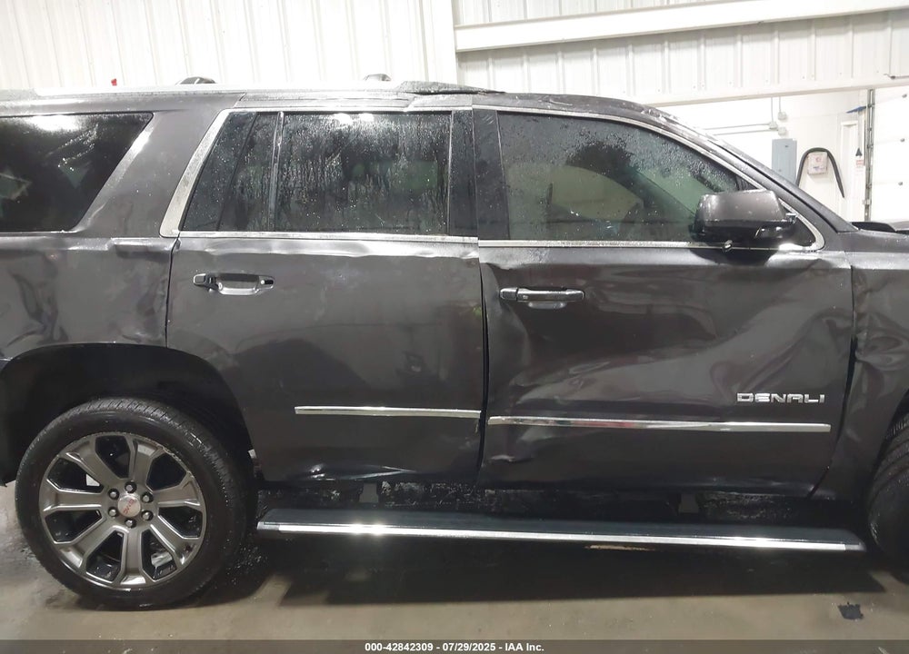 2016 GMC YUKON DENALI VIN: 1GKS2CKJXGR474431