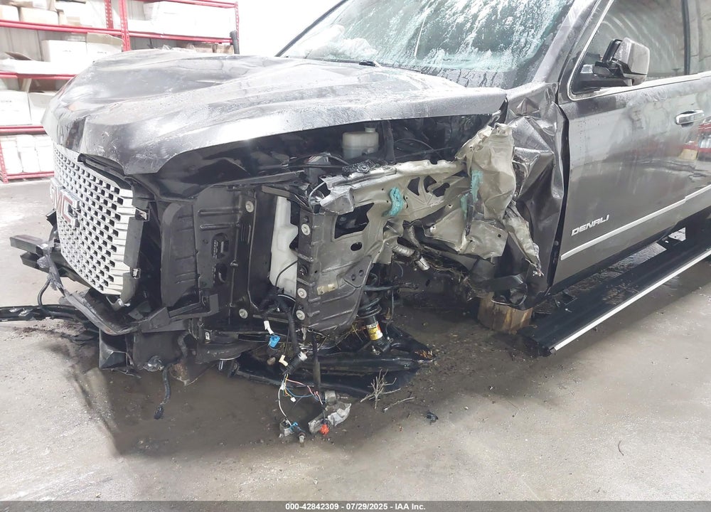 2016 GMC YUKON DENALI VIN: 1GKS2CKJXGR474431