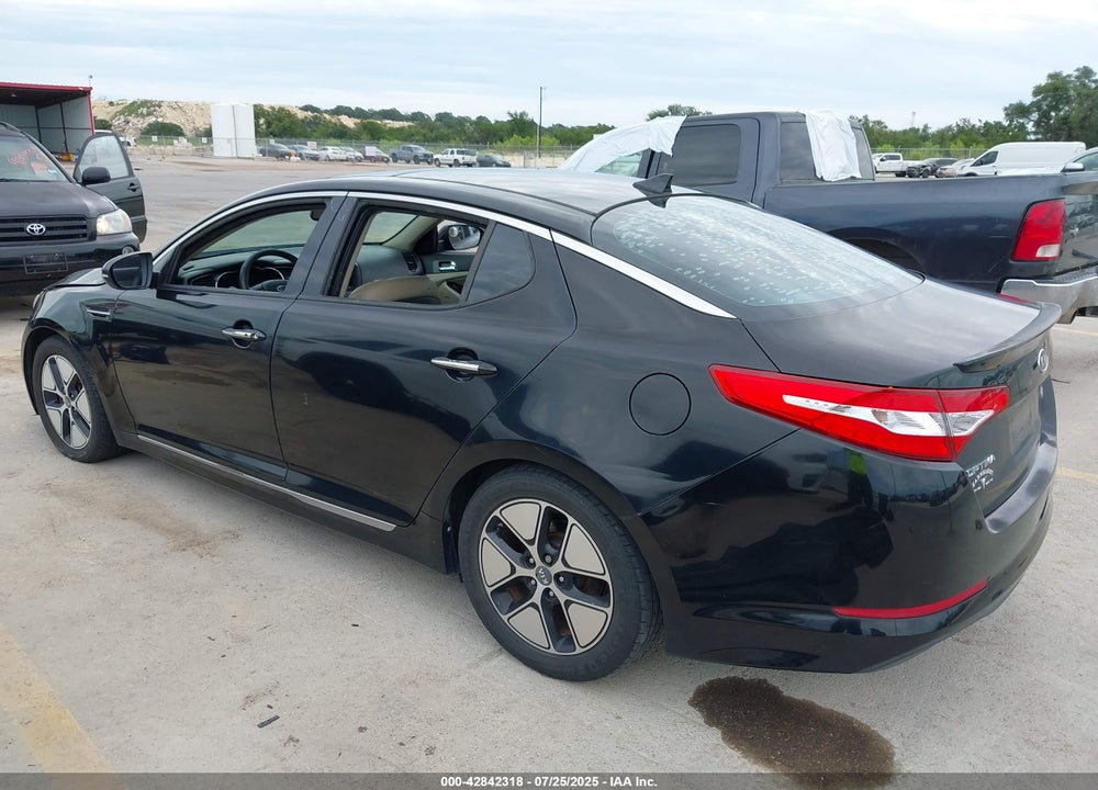 2011 KIA OPTIMA HYBRID VIN: KNAGM4AD0B5007786