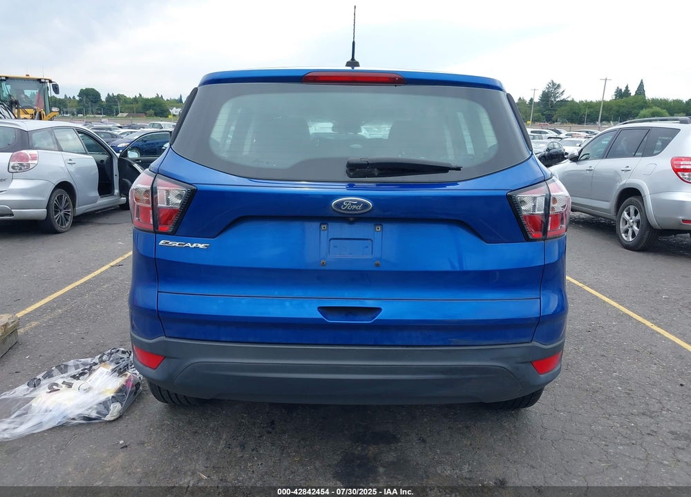 2017 FORD ESCAPE VIN: 1FMCU0F76HUC27375
