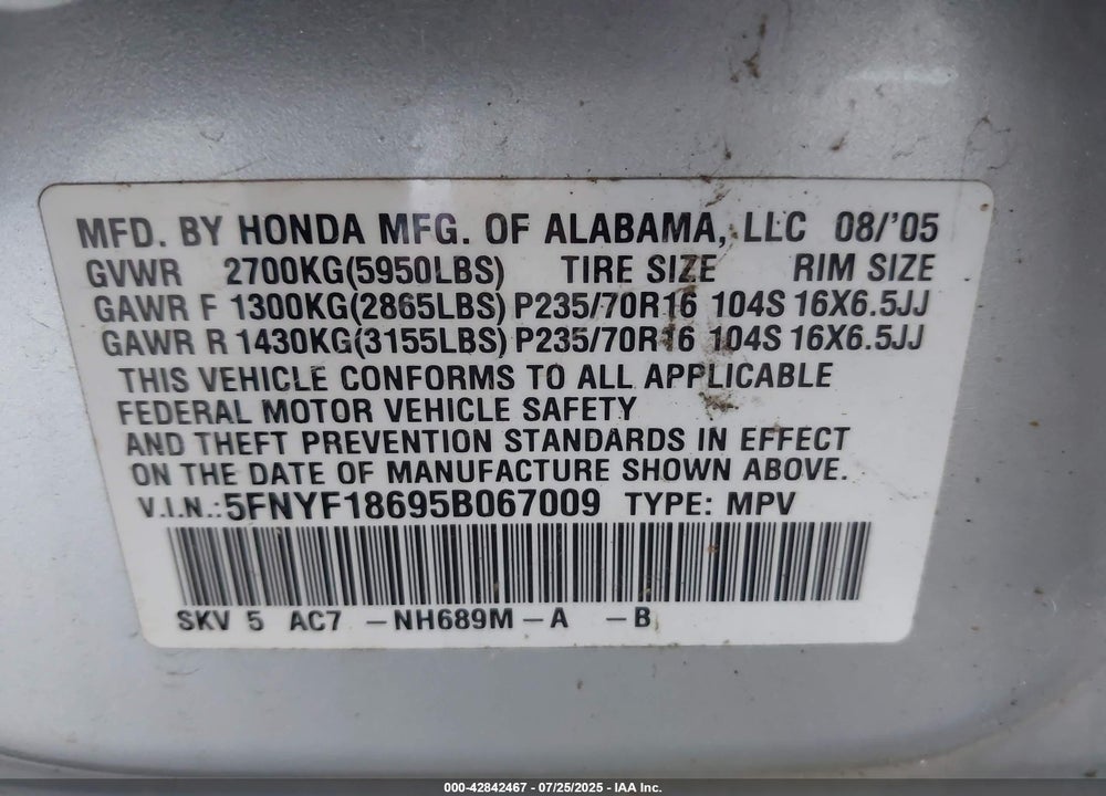 2005 HONDA PILOT EX-L VIN: 5FNYF18695B067009