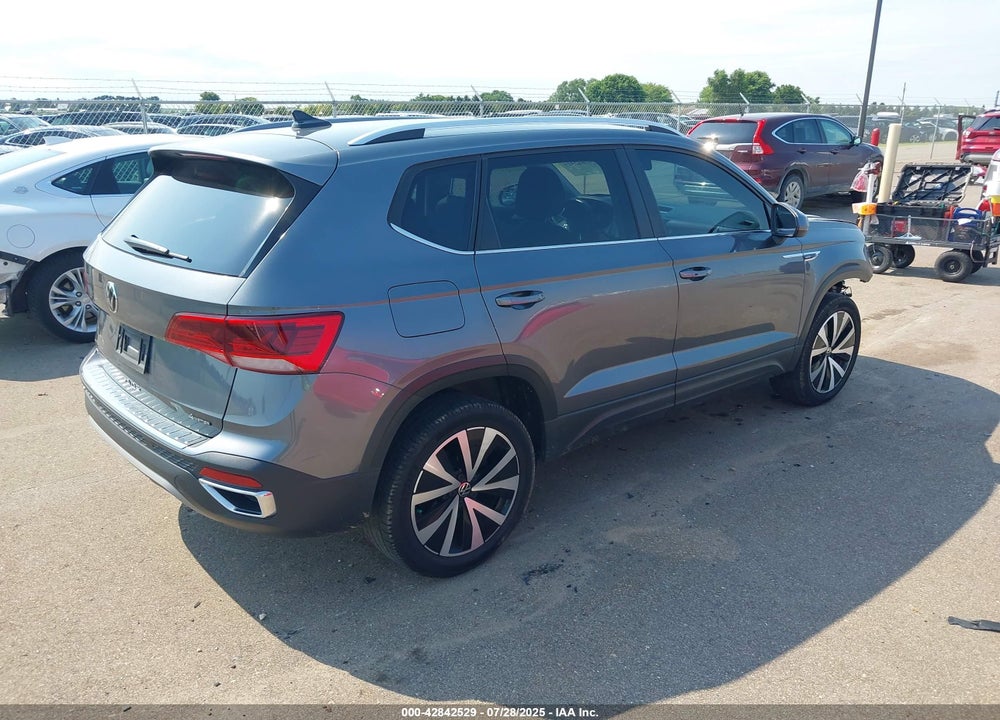 2022 VOLKSWAGEN TAOS 1.5T SE VIN: 3VVWX7B25NM043459