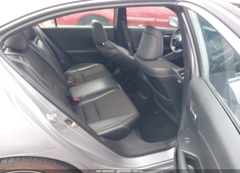 2017 HONDA ACCORD VIN: 1HGCR2F59HA061579