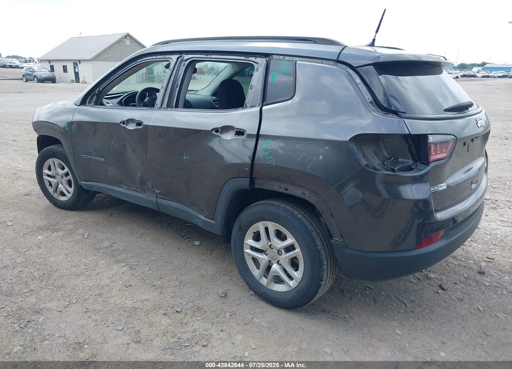 2018 JEEP COMPASS SPORT FWD VIN: 3C4NJCAB5JT124631