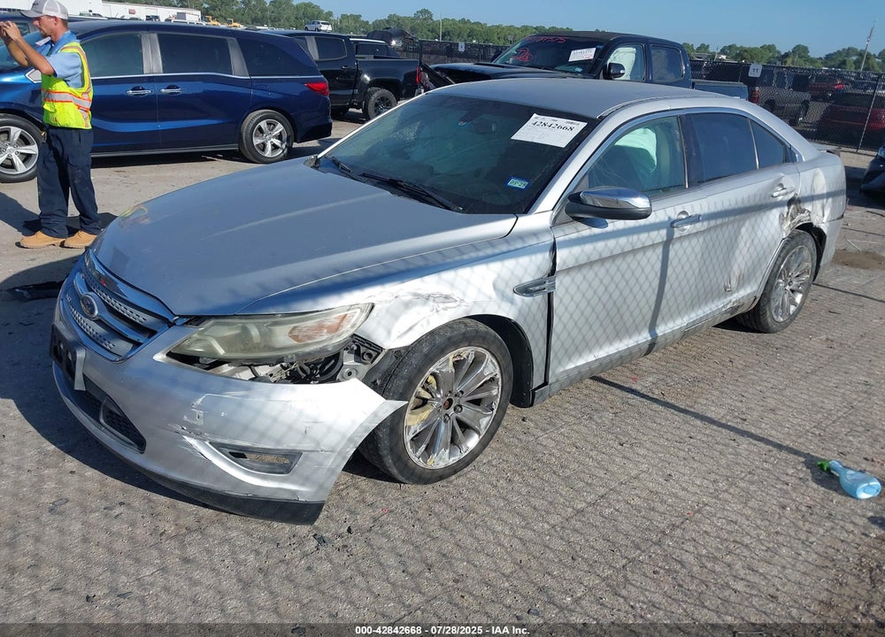 2011 FORD TAURUS VIN: 1FAHP2FW5BG120625