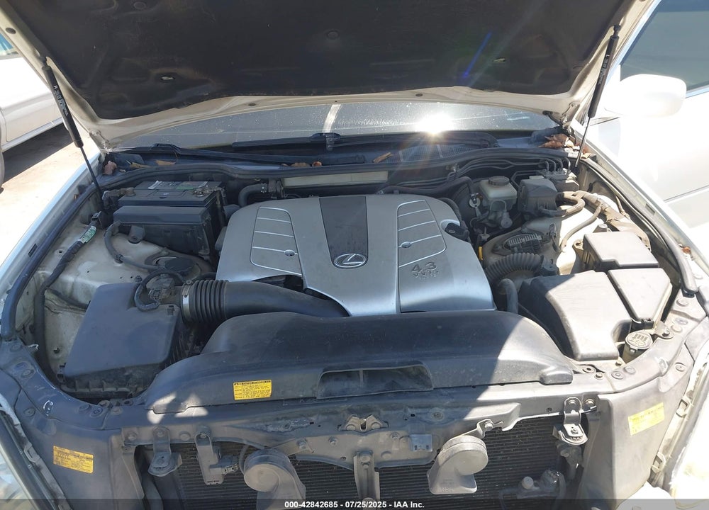 2005 LEXUS LS 430 VIN: JTHBN36F855027494