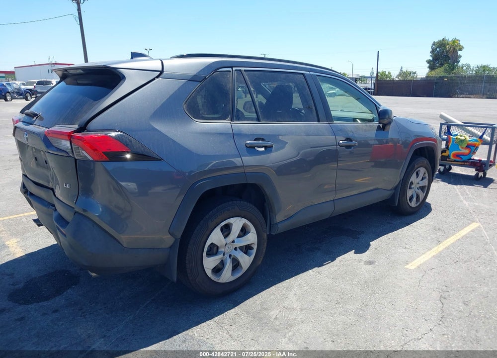 2019 TOYOTA RAV4 LE VIN: JTMH1RFV1KD007378