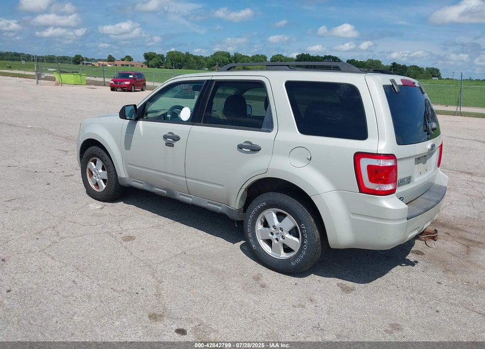 2009 FORD ESCAPE XLT VIN: 1FMCU03G49KB47140