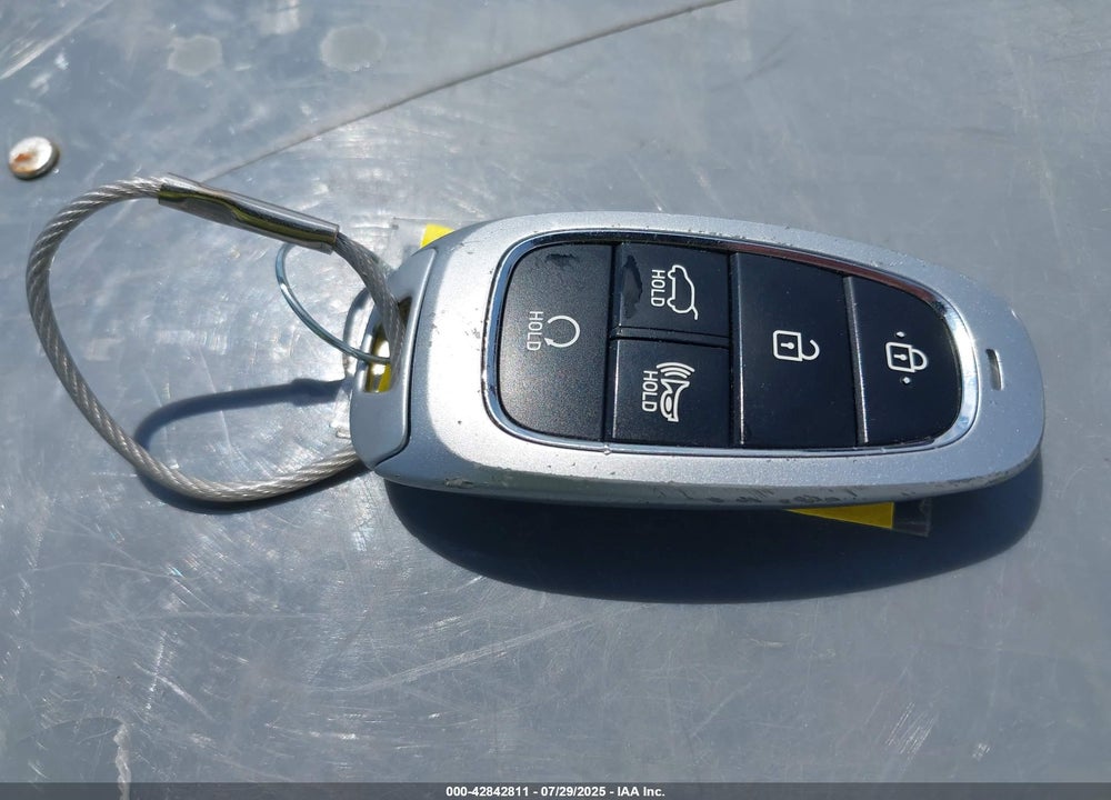 2023 HYUNDAI SANTA FE VIN: 5NMS24AJ4PH617719