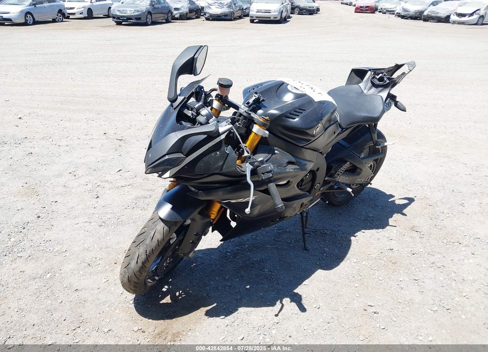 2017 YAMAHA YZFR6 C VIN: JYARJ28Y1HA001041