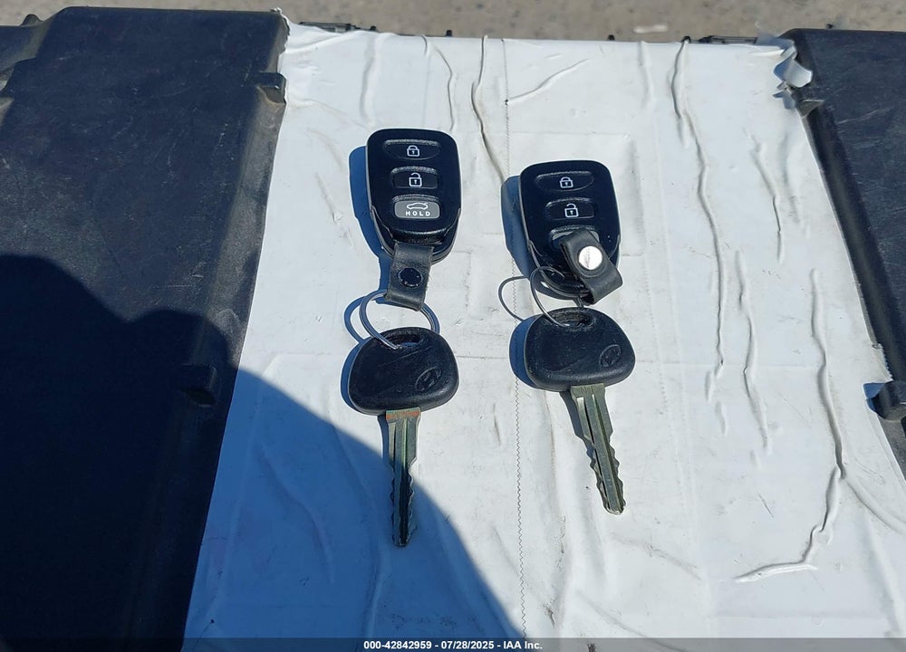 2009 HYUNDAI SONATA VIN: 5NPET46C79H541567