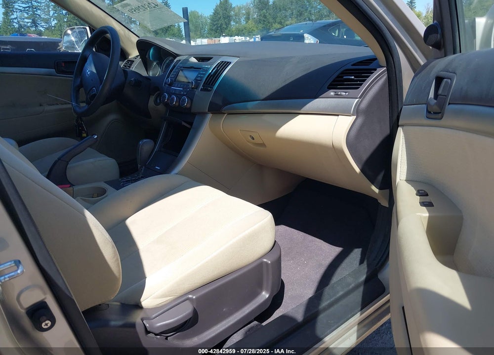 2009 HYUNDAI SONATA VIN: 5NPET46C79H541567