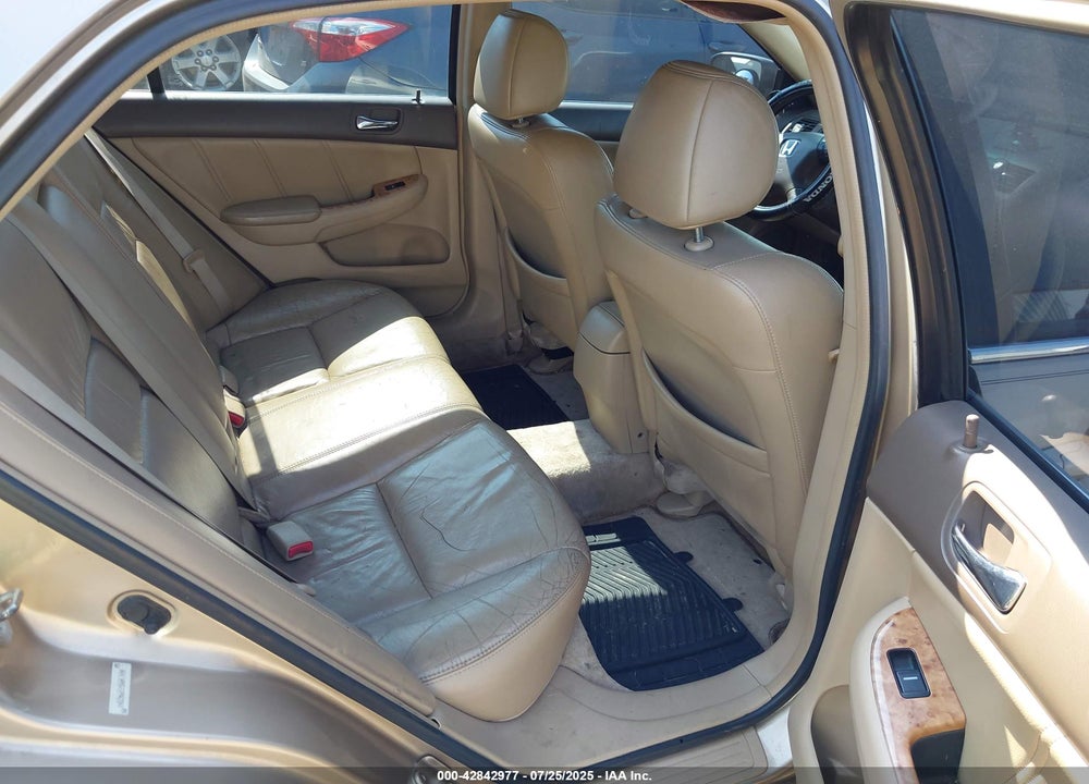 2005 HONDA ACCORD 3.0 EX VIN: 1HGCM66535A047498