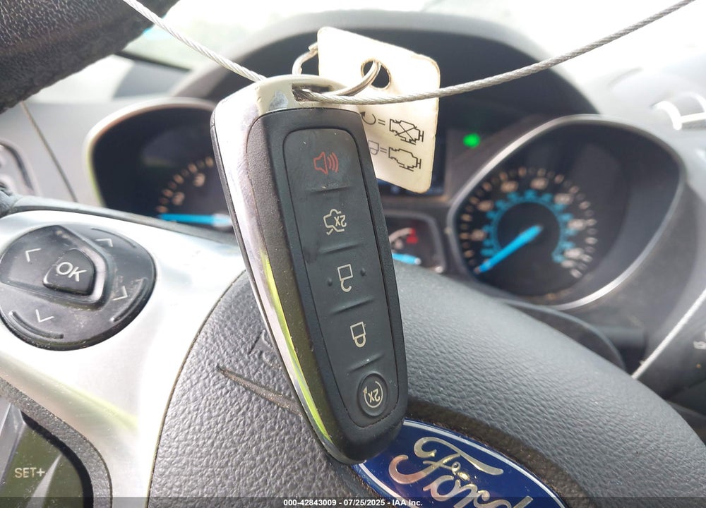 2014 FORD ESCAPE VIN: 1FMCU0J95EUA94600