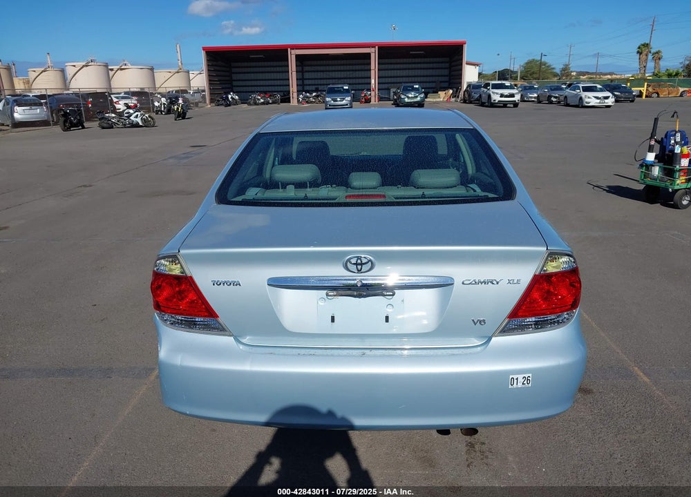 2005 TOYOTA CAMRY LE V6/XLE V6 VIN: JTDBF32K050161561