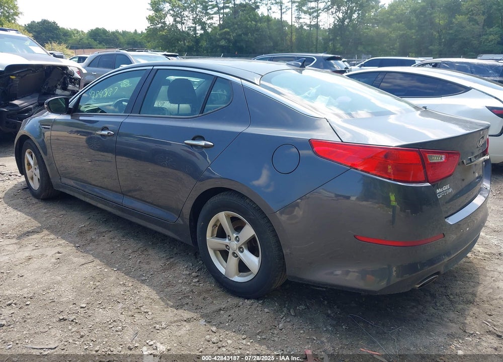 2015 KIA OPTIMA VIN: KNAGM4A70F5628977